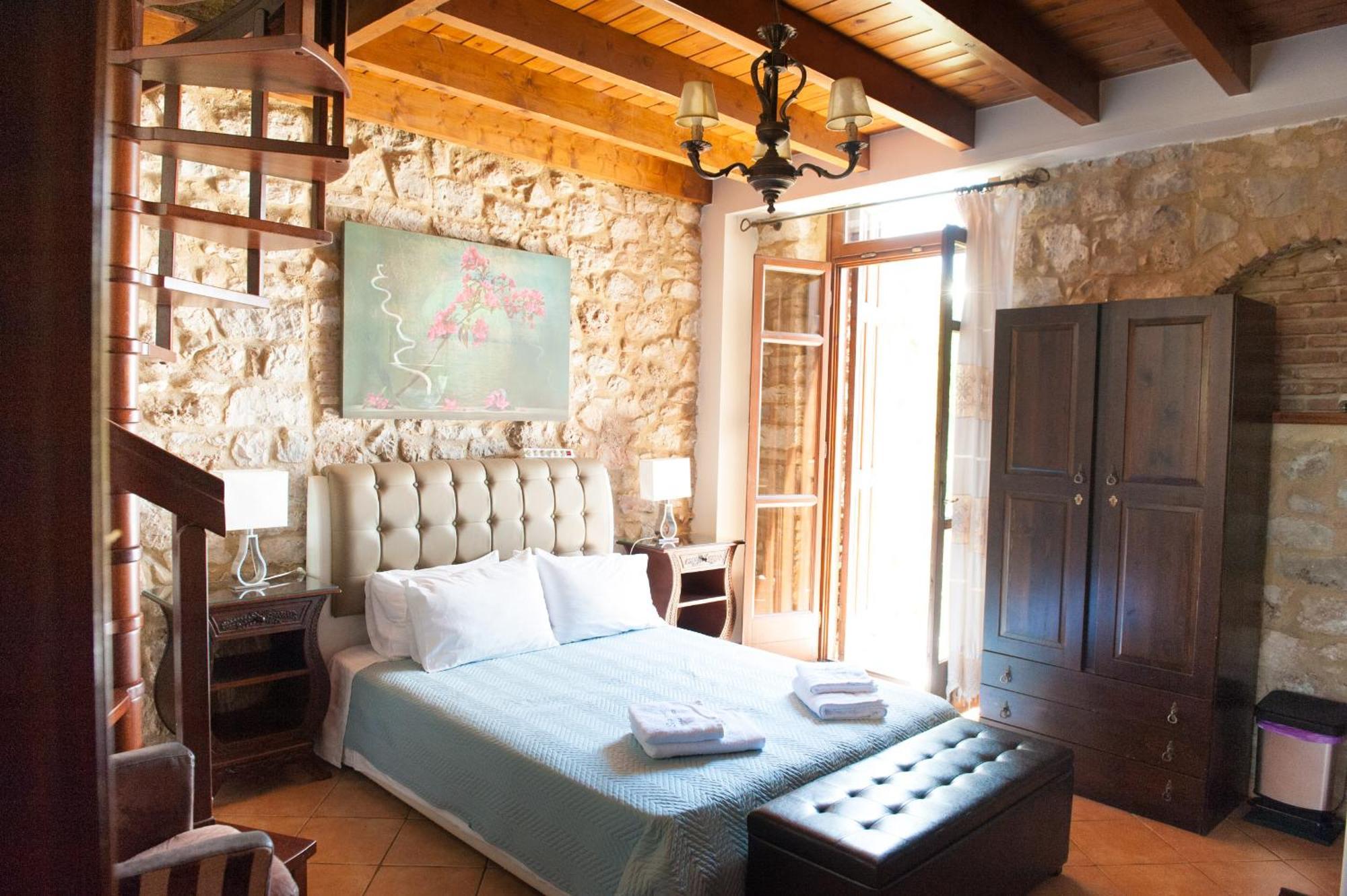 Seafront Stone Suites Vonitsa Luaran gambar